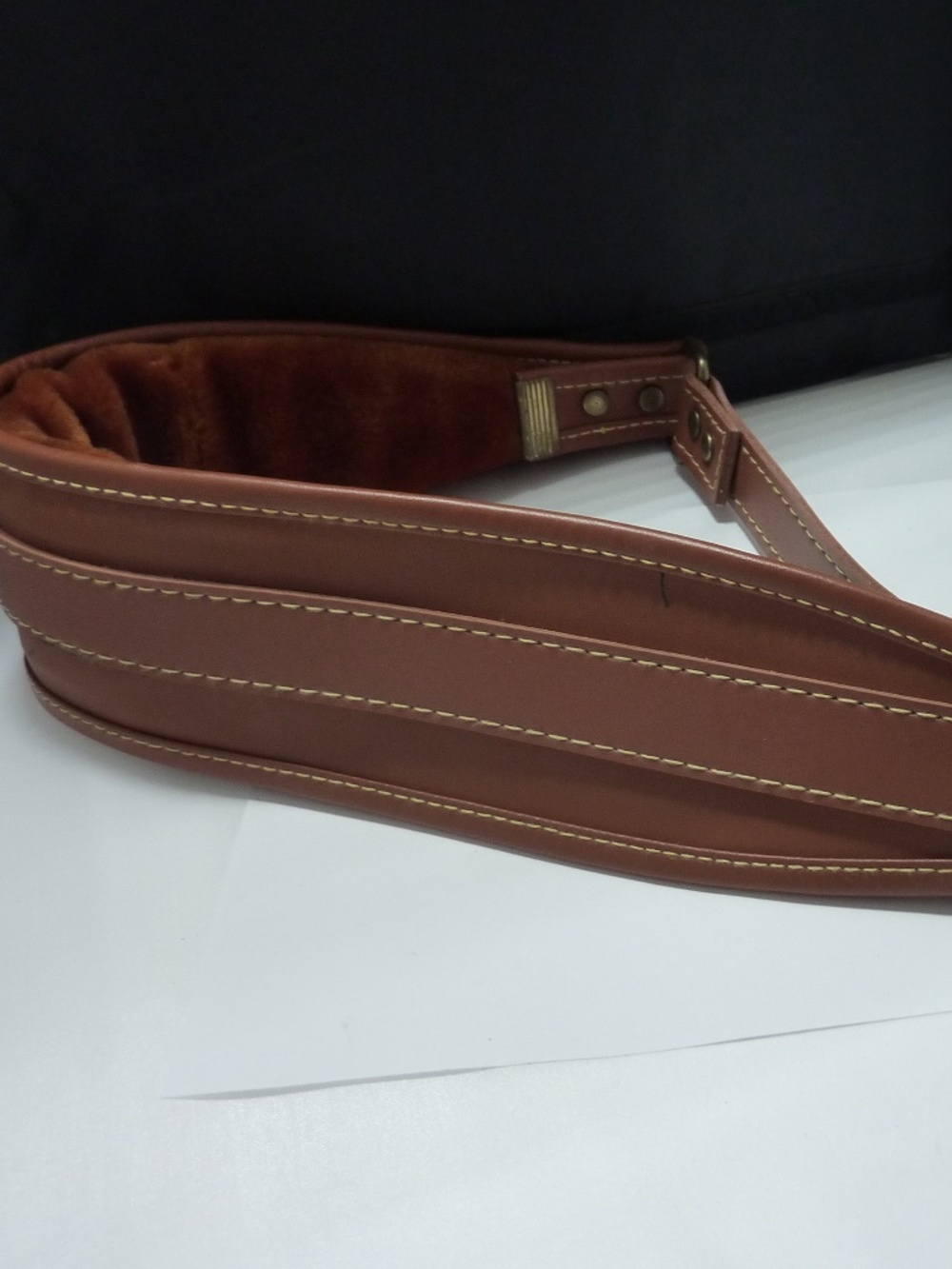 Vintage  Daiwa Coach-Collection Leather Golf Bag Strap Padded Brown